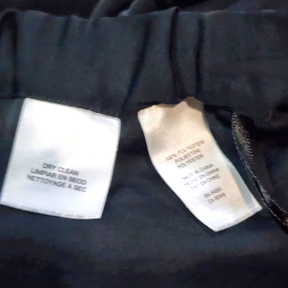 RACHEL Rachel Roy Black Pleated Shorts Midrise Size Small Clasp Zip Closure - Picture 5 of 5